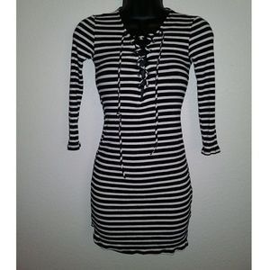 🌵3 for 15🌵Stripe 3/4 sleeve mini dress